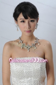 Bowknot Pearl and Rhinestone Necklace Earring Jewelry Set