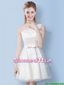 Sweet One Shoulder Bowknot Tulle Dama Dress in Off White