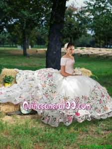 Gorgeous Short Sleeves Embroideried and Beaded Bodice Quinceanera Dress with Brush Train