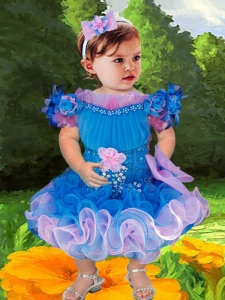 2014 Pretty Tea-length Little Girl Dress with Beading