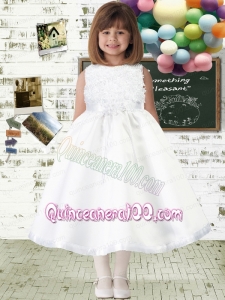 Fashionable A-Line Scoop Appliques Flower Girl Dress with Bateau