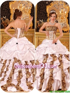Beautiful Strapless White Quinceanera Gowns with Brush Train