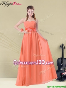 Inexpensive Empire Sweetheart Dama Dresses with Ruching and Belt for Fall