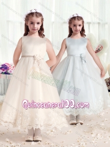 Beautiful Scoop Flower Girl Dresses with Hand Made Flowers
