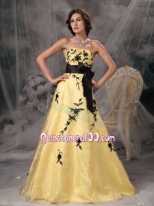 Beautiful Yellow And Black A Line Mother of the Dress Strapless Appliques Floor Length