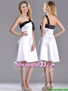 Exquisite One Shoulder Satin Short Dama Dress in White and Black