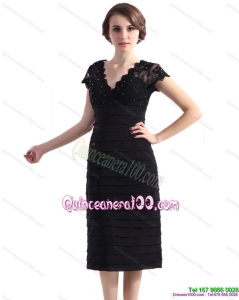2015 Cap Sleeves Black Dama Dress with Beading and Ruching
