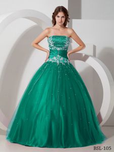 Elegant Strapless Quinceanera Dress with Beading and Appliques