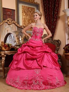 Sweetheart Quinceanera Ball Gown with Taffeta in Hot Pink