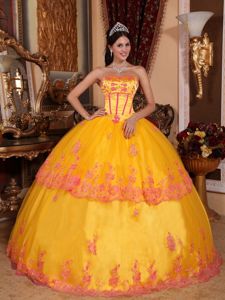 Yellow Lace Layered Appliques Strapless Quinceanera Gowns