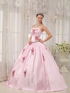 Pink Taffeta Dress For Quinceanera with Appliques Sashed