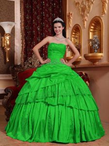 Beaded Green Taffeta Appliques Sweetheart Dress for Quince