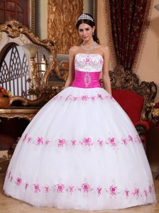 White and Pink Ball Gown Strapless Appliques Quinceanera Dress