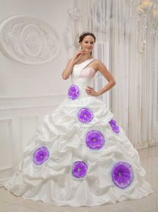 One Shoulder Beading and Hand Made Flowers Dresses For Quinceaneras