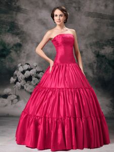 Red Ball Gown Strapless Ruched Quinceanera Dress with Pleating