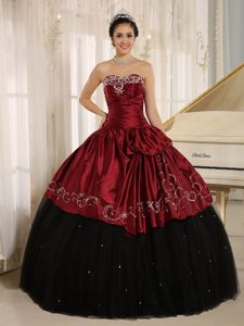 Beaded and Embroidery Decorated Black and Wine Red Quinceanera Dress