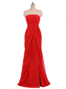 Custom Made Red Zipper Quinceanera Court Dresses Ruching Sleeveless Floor Length