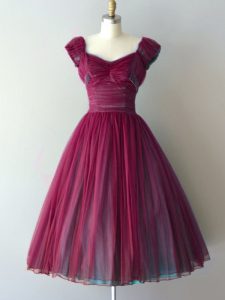 Cap Sleeves Chiffon Knee Length Lace Up Damas Dress in Burgundy with Ruching