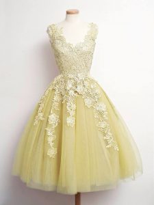 Romantic A-line Court Dresses for Sweet 16 Gold V-neck Tulle Sleeveless Knee Length Lace Up
