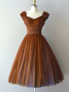 Brown A-line Chiffon V-neck Cap Sleeves Ruching Knee Length Zipper Court Dresses for Sweet 16