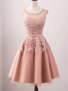 Knee Length Pink Quinceanera Court Dresses Scoop Sleeveless Lace Up