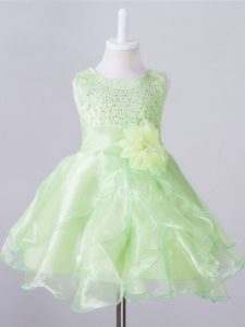 Knee Length Zipper Little Girls Pageant Gowns Yellow Green for Wedding Party with Beading and Hand Made Flower