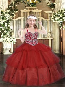 Floor Length Lace Up Little Girls Pageant Gowns Wine Red for Party and Quinceanera with Beading and Ruffled Layers