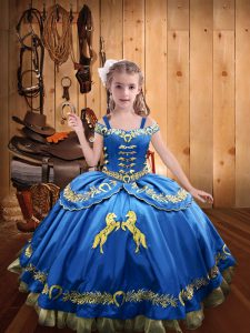 Modern Blue Sleeveless Beading and Embroidery Floor Length Little Girls Pageant Dress Wholesale