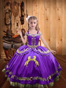Custom Designed Ball Gowns Pageant Gowns For Girls Lavender Off The Shoulder Satin Sleeveless Floor Length Lace Up