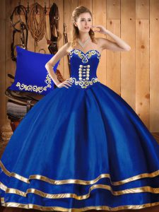 Luxury Sleeveless Floor Length Embroidery Lace Up Vestidos de Quinceanera with Blue