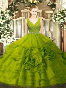 Popular V-neck Sleeveless Fabric With Rolling Flowers Quinceanera Dresses Beading Zipper