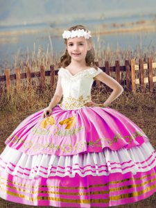 Perfect Satin Off The Shoulder Sleeveless Lace Up Embroidery Little Girls Pageant Gowns in Lilac