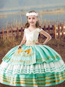 Sleeveless Satin Floor Length Lace Up Little Girls Pageant Dress in Apple Green with Embroidery