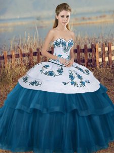 Chic Blue And White Ball Gowns Sweetheart Sleeveless Tulle Floor Length Lace Up Embroidery and Bowknot Quinceanera Dresses