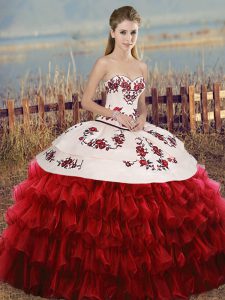 New Style White And Red Lace Up Sweetheart Embroidery and Ruffled Layers and Bowknot Sweet 16 Quinceanera Dress Organza Sleeveless