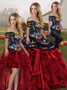 Deluxe Red And Black Three Pieces Off The Shoulder Sleeveless Organza Floor Length Lace Up Embroidery and Ruffles Sweet 16 Dresses