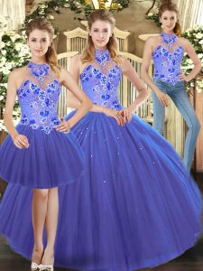 Halter Top Sleeveless Quinceanera Dress Embroidery Lace Up