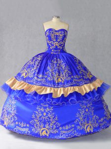 Sleeveless Satin and Organza Floor Length Lace Up Vestidos de Quinceanera in Royal Blue with Embroidery and Bowknot