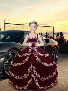 Excellent Burgundy Ball Gowns Straps Sleeveless Satin Floor Length Lace Up Embroidery Little Girls Pageant Dress Wholesale