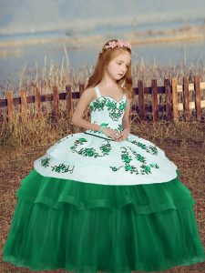 Customized Sleeveless Embroidery Lace Up Kids Formal Wear