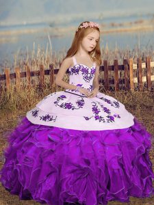 Organza Straps Sleeveless Lace Up Embroidery Little Girl Pageant Gowns in Purple