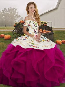 High End Off The Shoulder Sleeveless Tulle Sweet 16 Quinceanera Dress Embroidery and Ruffles Lace Up
