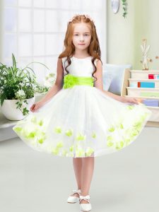Decent Scoop Sleeveless Zipper Flower Girl Dresses for Less White Tulle