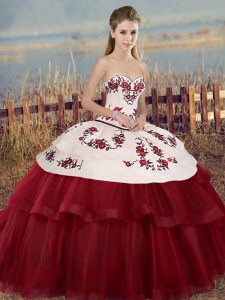 Fashion Ball Gowns 15 Quinceanera Dress White And Red Sweetheart Tulle Sleeveless Floor Length Lace Up