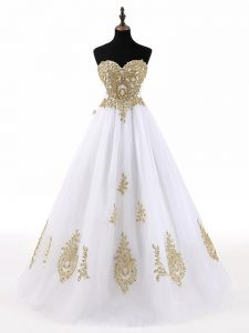 White Sweetheart Lace Up Beading and Appliques Quinceanera Dresses Sleeveless