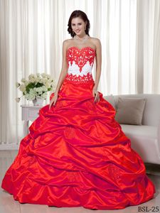 Red Quinceanera Dress Embellished with White Appliques