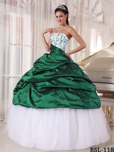 Taffeta and Tulle Embroidery Quinceanera Dress in Green and White