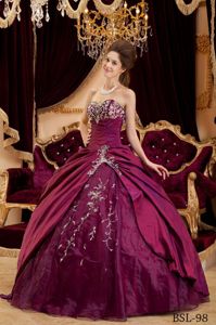 Classy Brand New Sweetheart Appliqued Burgundy Sweet 15 Dress