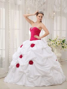 Classy Hot Pink and White Beaded Sweet 15 Dresses with Flowers