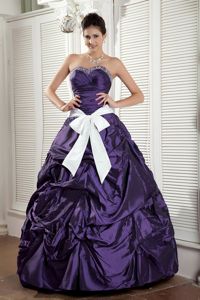 Dark Purple Sweetheart Pick-ups Quinceanera Dresses with White Bow